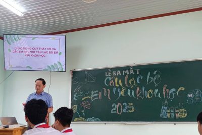 CÂU LẠC BỘ “EM YÊU KHOA HỌC”